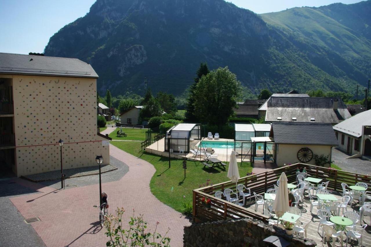 Appartement Avec Piscine En Vallee D'Ossau Bielle Eksteriør bilde